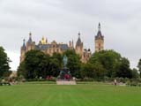 Великий Дюк смотрит на свой замок